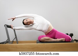 אולם התעמלות, אישה, פילטים, למתוח, ספורט, ב, reformer, מיטה