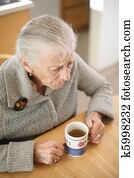 年長の 女性, ∥で∥, お茶のカップ, ∥において∥, home., 浅い, dof.