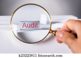 hand, weergeven, controle, tabblad, door, vergrootglas