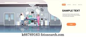 mélange, course, chirurgiens, équipe, entourer, patient, mensonge, sur, opération, table, pendant, chirurgie, monde médical, ouvriers, dans, opération, salle, moderne, hôpital, clinique, intérieur, horizontal, longueur pleine, espace copy