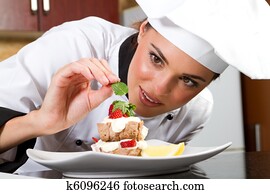 cozinheiro, decorando, alimento