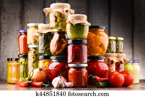 jarros, com, variedade, de, pickled, vegetables.