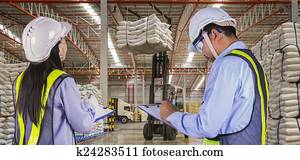 a, trabalhador, relatório, e, cheque, estoque