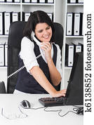 geschäftsfrau, antwortendes telefon