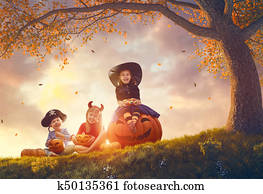 crianças, em, dia das bruxas