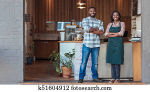 zwei, lächeln, afrikanisch, unternehmer, stehen, vor, ihr, café