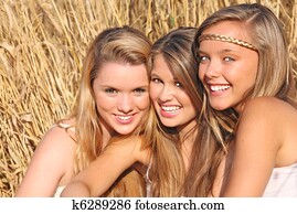 summer girls with healthy white teeth and smiles