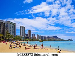 Waikiki Beach, Diamond Head on Oahu Waikiki Beach, Diamond Head on Oahu