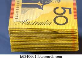 australian, peniaze
