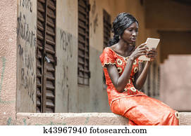 africano, ethnicity preto, leitura mulher, ligado, tabuleta, computador