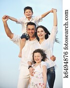 glad, ung familie, ha moro, på, strand