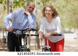 International family of active pensioners