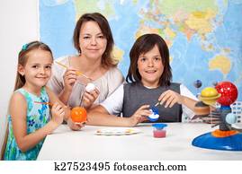 Science and art - kids making the scale model of solar system