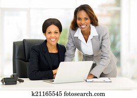 afrikanischer amerikaner, geschäftsfrauen, in, büro