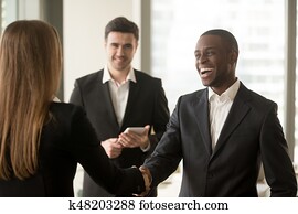 sorrindo, americano afro, homem negócios, e, caucasiano, executiva, ha