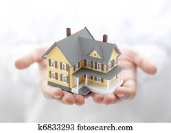 casa amarilla, en, manos