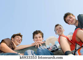 muchachos adolescentes