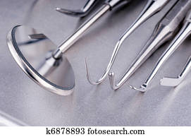 רופא שניים, כלים