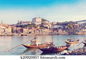 tradicional, barcos, com, vinho, barris, antigas, porto, portugal, (warm, cores, toned) tradicional, barcos, com, vinho, barris, antigas, porto, portugal, (warm, cores, toned)