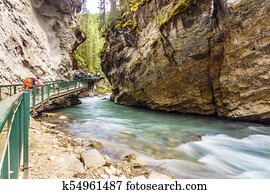 Johnston, desfiladeiro, rastro, em, parque nacional banff, alberta, canadá