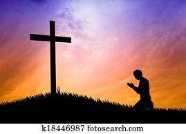 homem, orando, sob, a, crucifixos