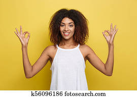 美しい 女性 下着 モデル 中に ストリップは悩む ポーズを取りなさい フォト 439 美しい 女性 下着 モデル 中に ストリップは悩む ポーズを取りなさい イメージギャラリー Fotosearch