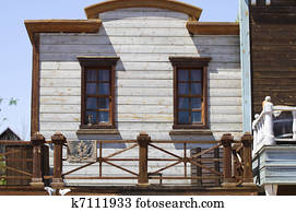 Rancho Casa Estilo Fotos | 1000+ Rancho Casa Estilo Imágenes | Fotosearch