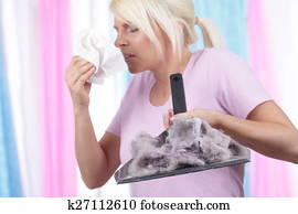 mulher, com, casa, pó, alergia