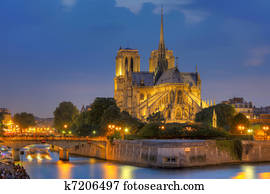 Notre Dame de Paris at night Notre Dame de Paris at night
