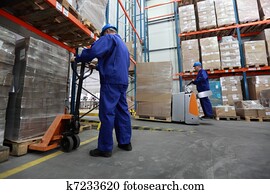 dos, trabajadores, trabajando, en, almacén