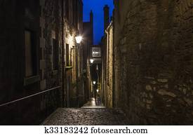 עגון, קרוב, ב, אדינבורג