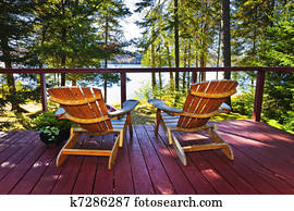 floresta, cabana, convés, e, cadeiras