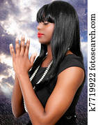 אישה מתפללת