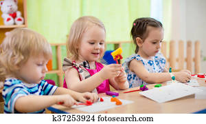kinder, machen, künste, und, crafts., kindern, in, kindergarten. kinder, machen, künste, und, crafts., kindern, in, kindergarten.