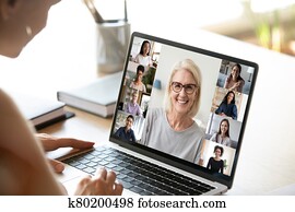 בלתי-דומה, אישה, כלול, ב, קבץ, videocall,, מחשב נייד, הקרן, הבט