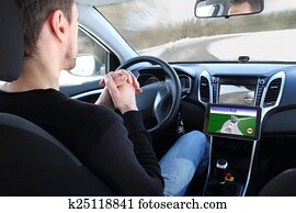 homem, em, um, autônomo, dirigindo, teste, veículo