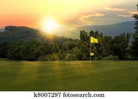 campo golfe, pôr do sol