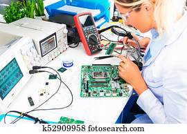 femininas, eletrônico, engenheiro, verificar, tábua circuito, em, laboratório