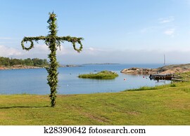 Maypole and the swedish archipelago in the background