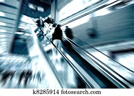 購物中心, 突進