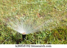 Draußen, sprinkler Stock Foto | k26884397 | Fotosearch