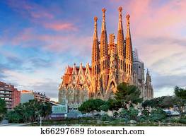 BARCELONA, SPAIN - FEBRUARY 10, 2016: Sagrada Familia basilica in Barcelona. The Antoni Gaudi masterpiece has become a UNESCO World Heritage Site in 1984.i Gaudi masterpiece has become a UNESCO World Heritage Site in 1984. BARCELONA, SPAIN - FEBRUARY 10, 2016: Sagrada Familia basilica in Barcelona. The Antoni Gaudi masterpiece has become a UNESCO World Heritage Site in 1984.i Gaudi masterpiece has become a UNESCO World Heritage Site in 1984.