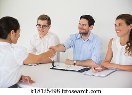 empresarios, sacudarir las manos, en, oficina