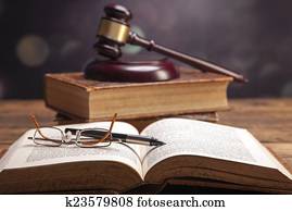Mallet of justice! Mallet of justice!
