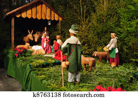weihnachtsnativityszene, mit, 3 könige, präsentieren, geschenke, to, jesuskind, mary & joseph
