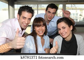 büroangestellte, geben, a, daumen hoch