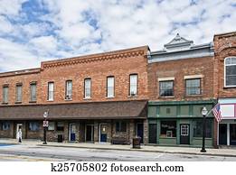 כפר קטן, רחוב עיקרי