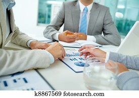 Discussion in team Discussion in team