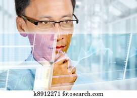 Expert Finacial Businessman