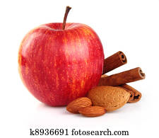 Apple with almonds and cinnamon